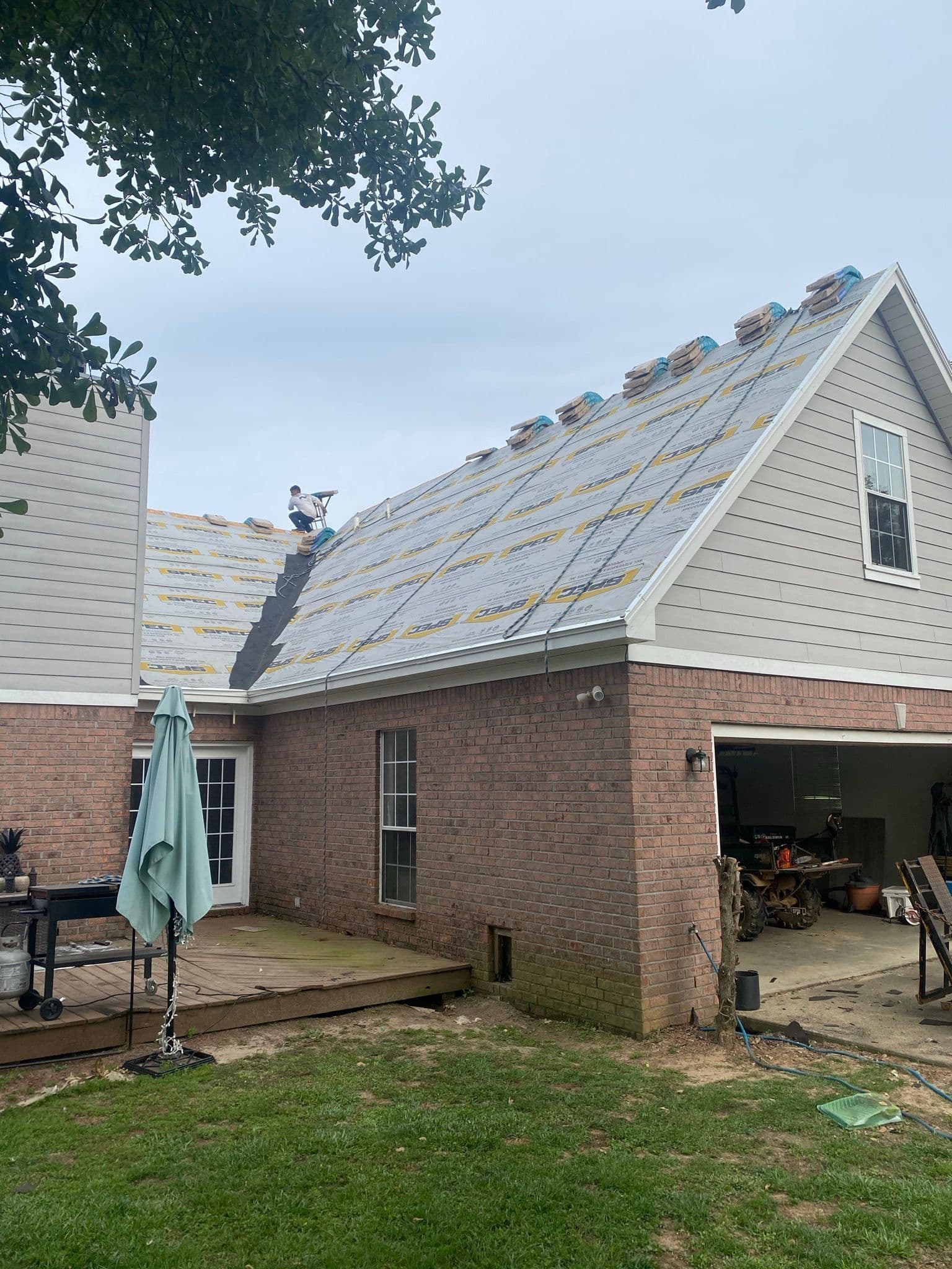 Will a New Roof Lower My Homeowner's Insurance? image